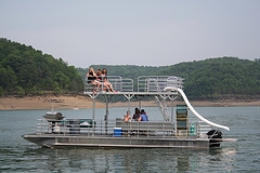 pontoon boat rental